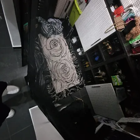 Black&white Apartman